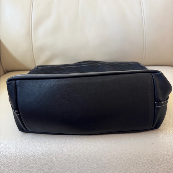 Coach Black Signature Shoulder Bag - Picture 3 of 5